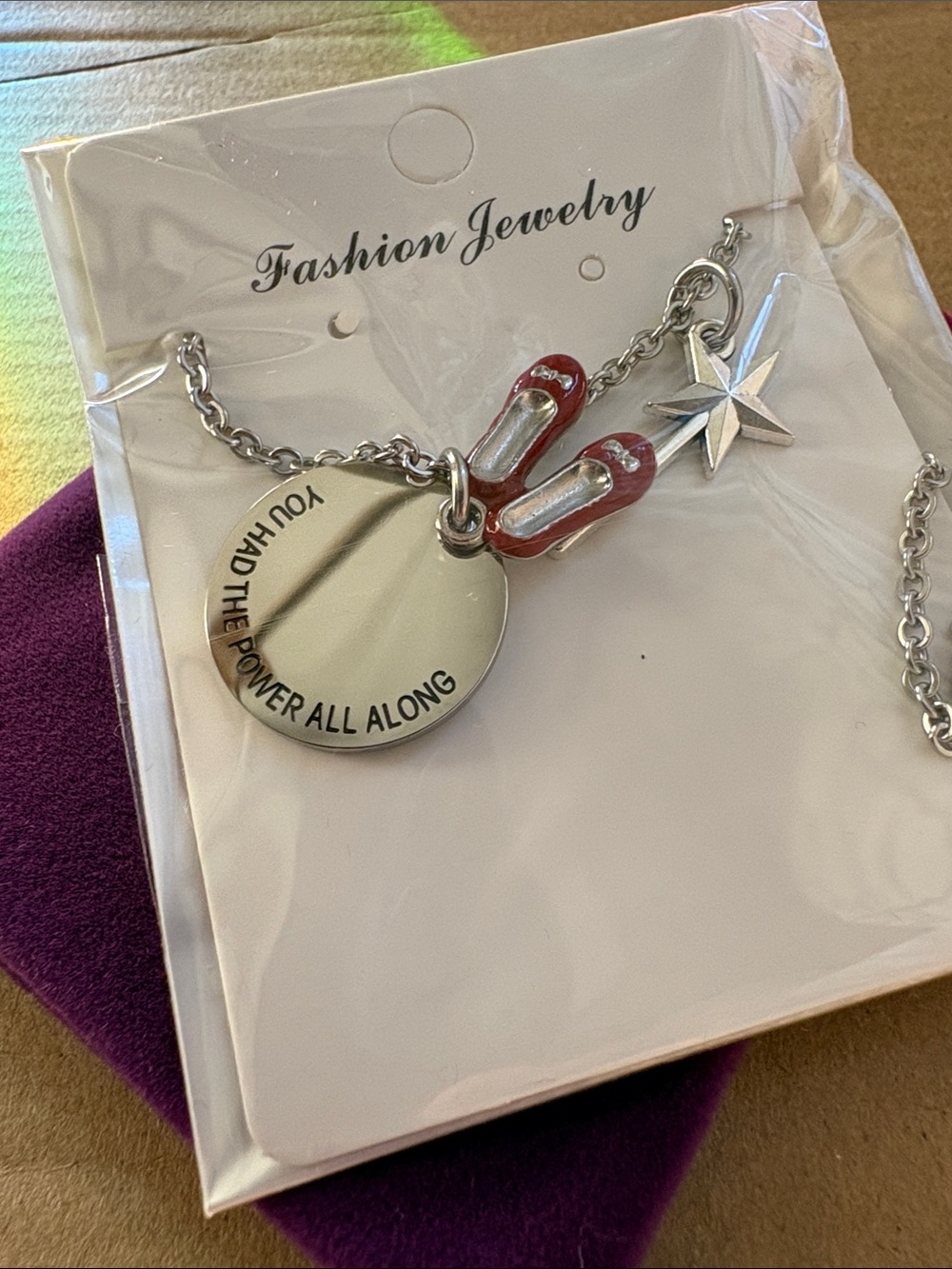 Fashion Jewelry Silver Necklace with Red Enamel Charm and Star